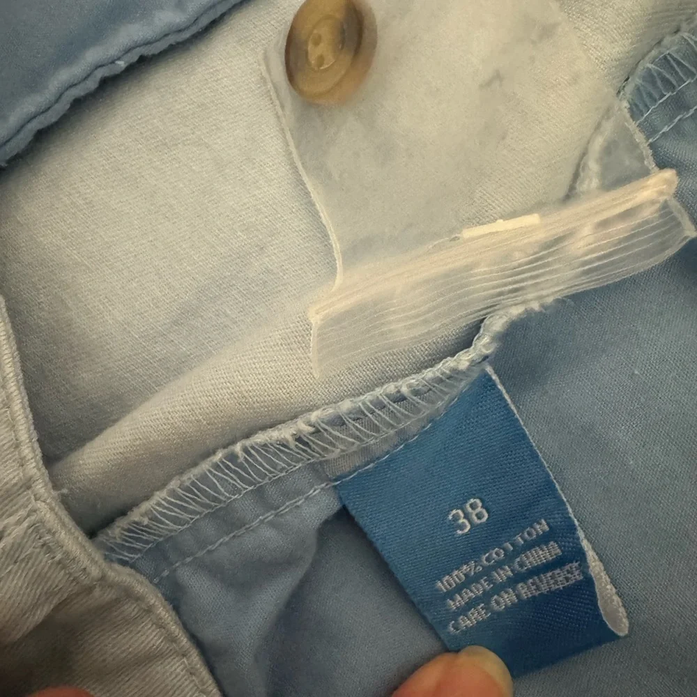 Coast Pawleys Twill chino shorts. Light blue  7”. Size 38
